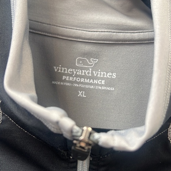 Vineyard Vines Zip Up Hoodie Size XL - Picture 4 of 9